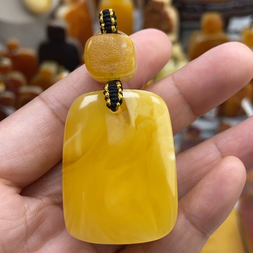 【闪购商品】琥珀颈饰未镶嵌