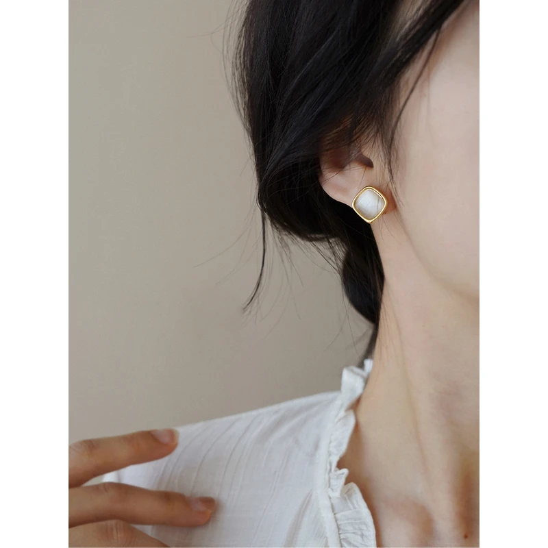 铜合金亚克力耳饰 猫眼石耳环气质高级感法式几何方形耳钉潮秋冬