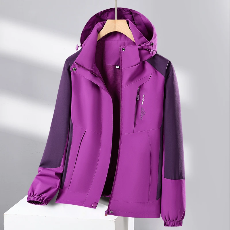 冲锋衣女防风防水透气户外休闲运动登山外套春秋薄款情侣女士