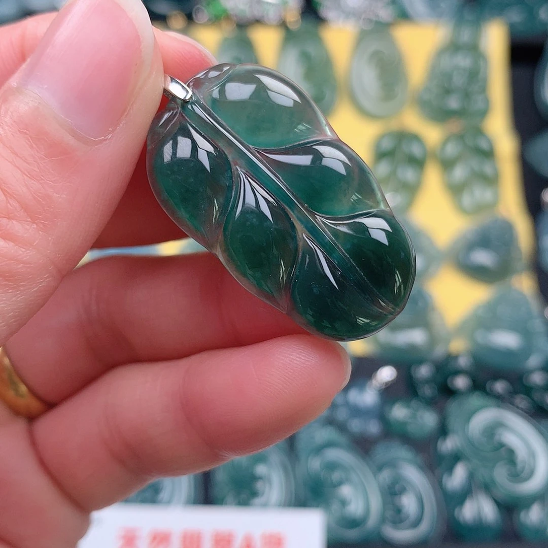 翡翠吊坠(不含链)未镶嵌吊坠