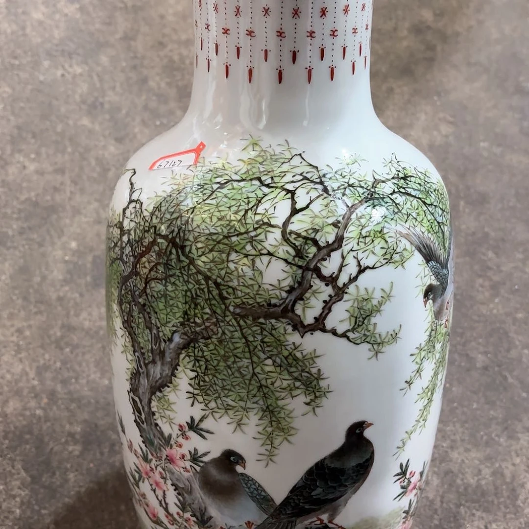 摆件江****司精品陶瓷工艺美术品摆件