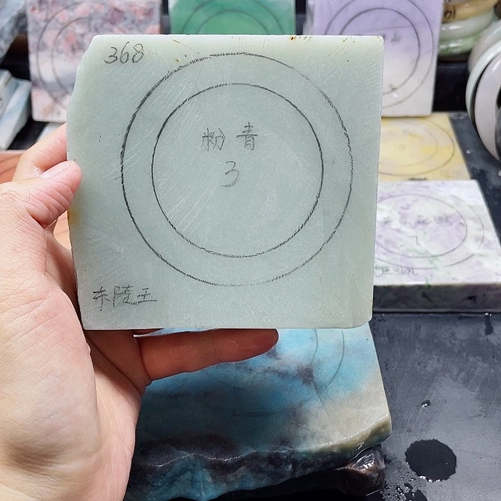 未镶嵌手镯石英质玉定制