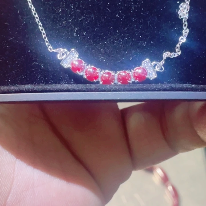 天然辰砂原石首饰