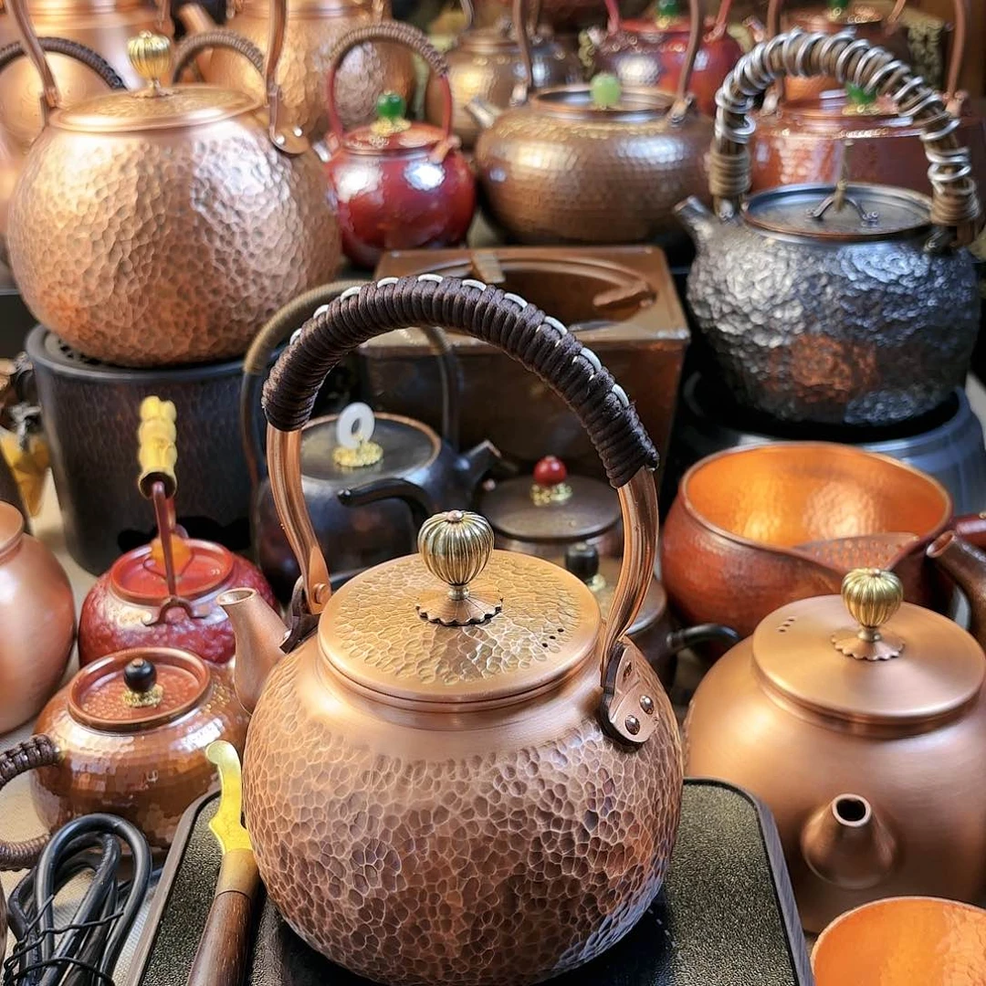 大*子600锤纹提梁紫铜壶