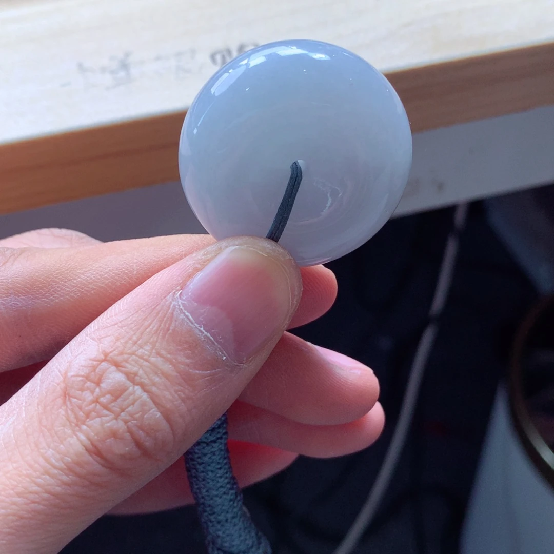 翡翠颈饰未镶嵌吊坠