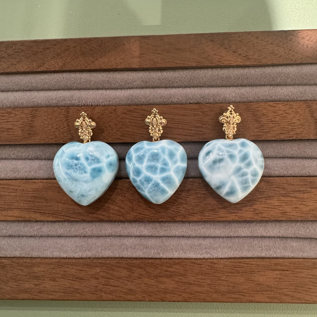 【奢小姐珠宝】18K金海纹石爱心吊坠（多样性发一）- JH384