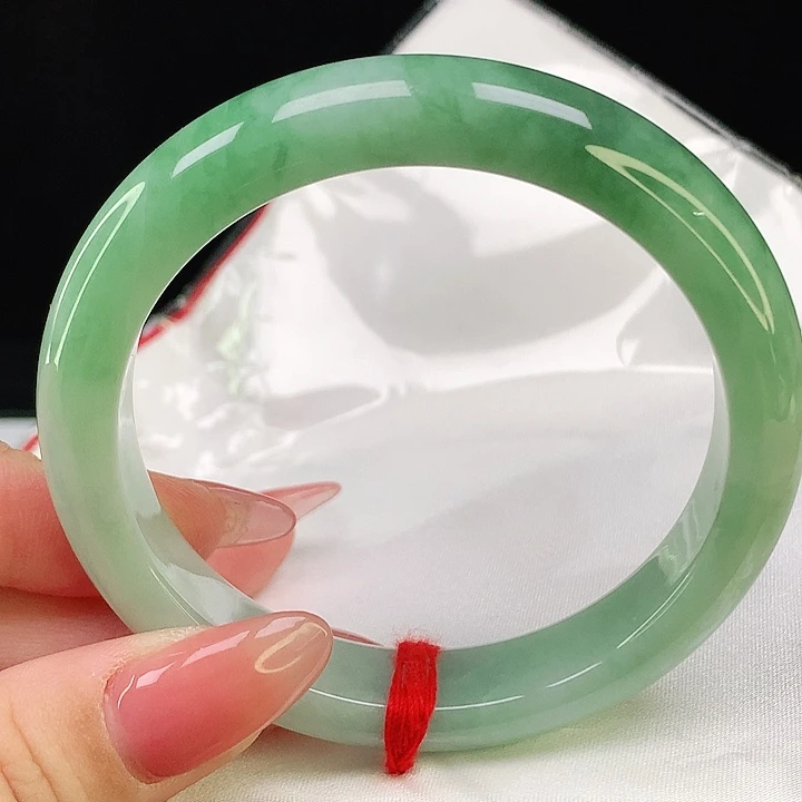 翡翠手镯未镶嵌天然翡翠5109