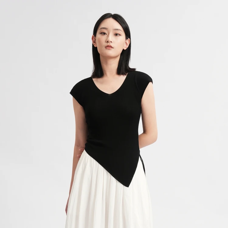 西町村屋简约百搭不规则针织衫女夏季新款气质短袖小衫XHAB10303