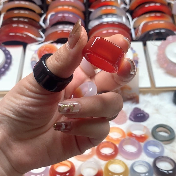 玛瑙/玉髓手链未镶嵌宋****?