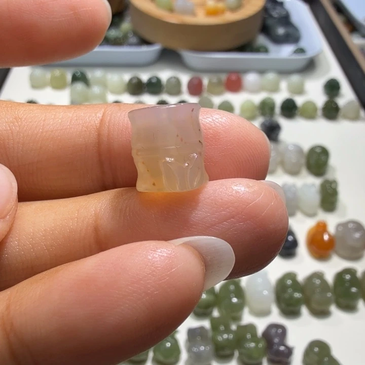 未镶嵌和田玉珠宝半成品