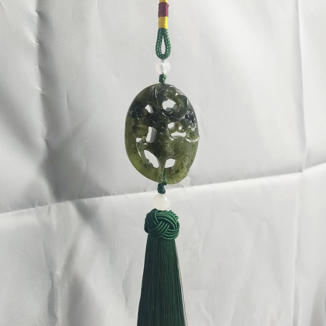 天然岫玉镂空雕刻一路平安车挂