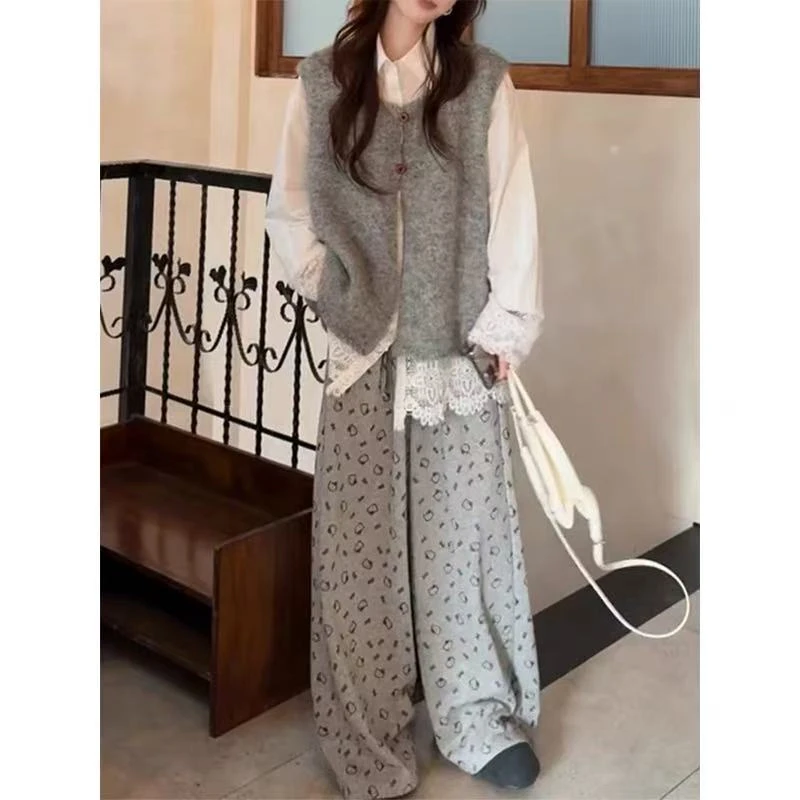 春季韩系高级感螺纹马甲叠穿蕾丝花边衬衫高腰印图阔腿裤套装穿搭
