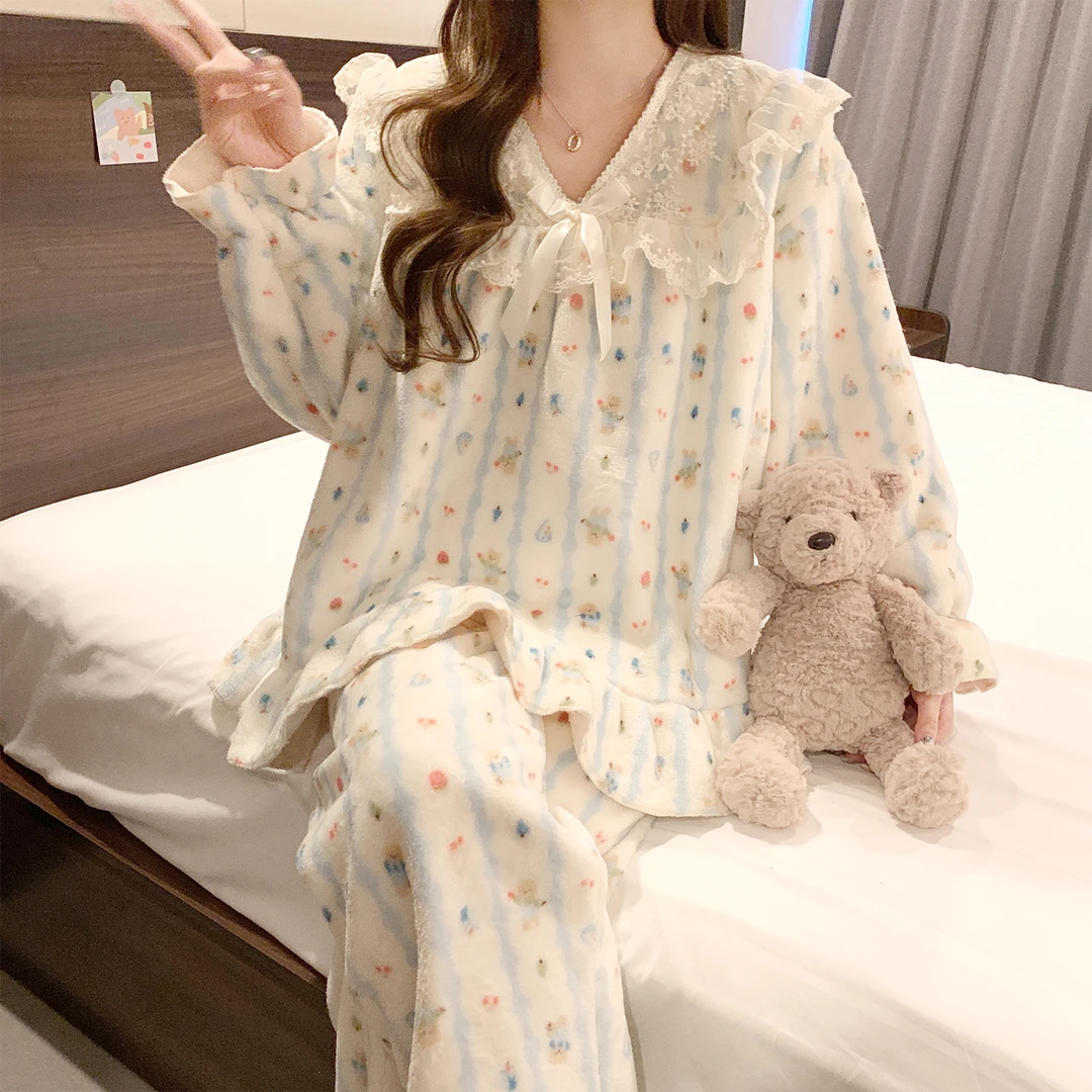 睡衣女秋冬季珊瑚绒大码加厚冬天可外穿蓝条小熊套装公主风家居服