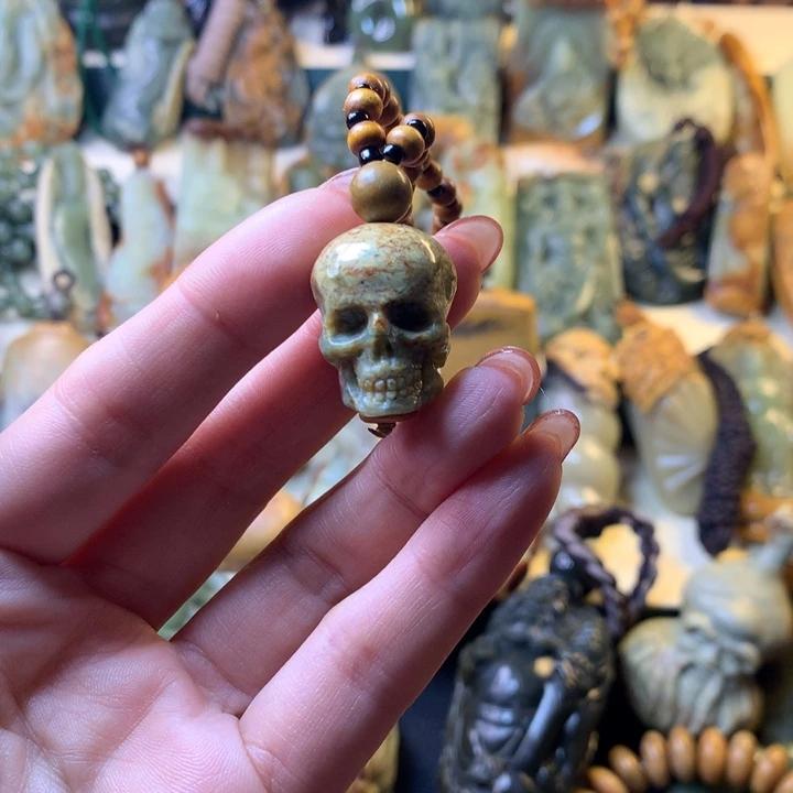 岫岩河磨玉（透闪石质玉）手链未镶嵌