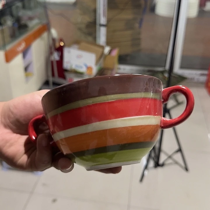 茶盏陶瓷盘子碗啥都有