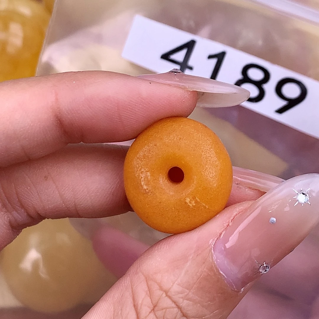 琥珀未镶嵌珠宝奇石19