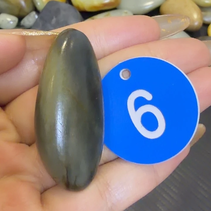 和田玉未镶嵌珠宝半成品