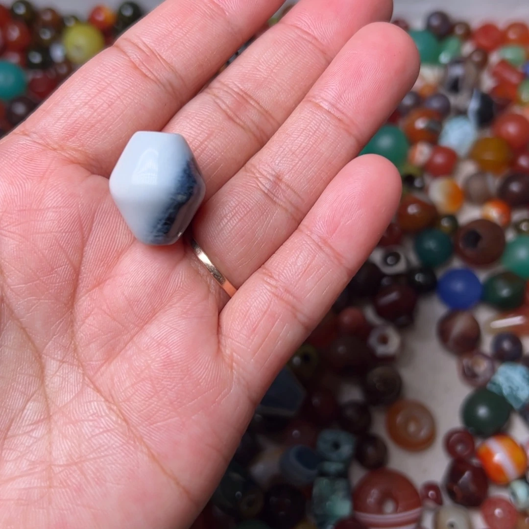 东***爷玛瑙/玉髓未镶嵌配饰