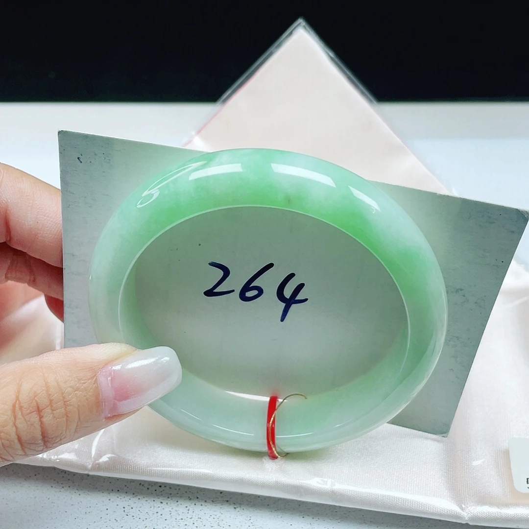 翡翠未镶嵌手镯 正圈56+