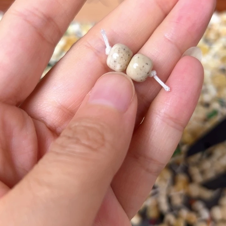 蜜蜡未镶嵌裸石8mm一对