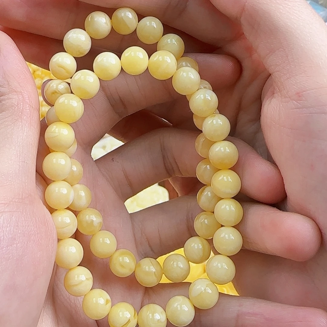 蜜蜡未镶嵌珠宝奇石多样性发一