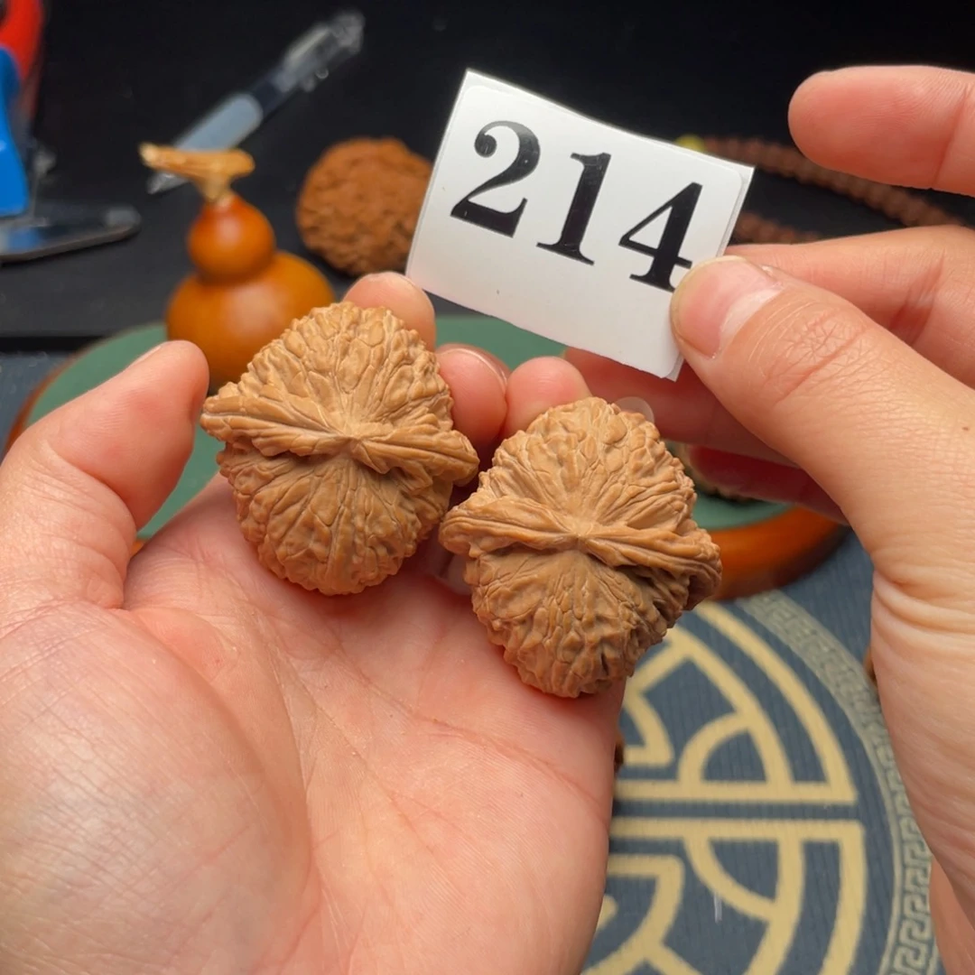 桃核吊坠38全品白狮子214号