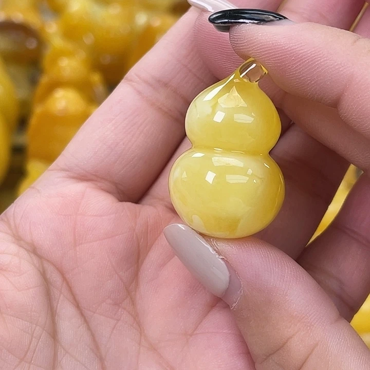 琥珀未镶嵌珠宝奇石h9