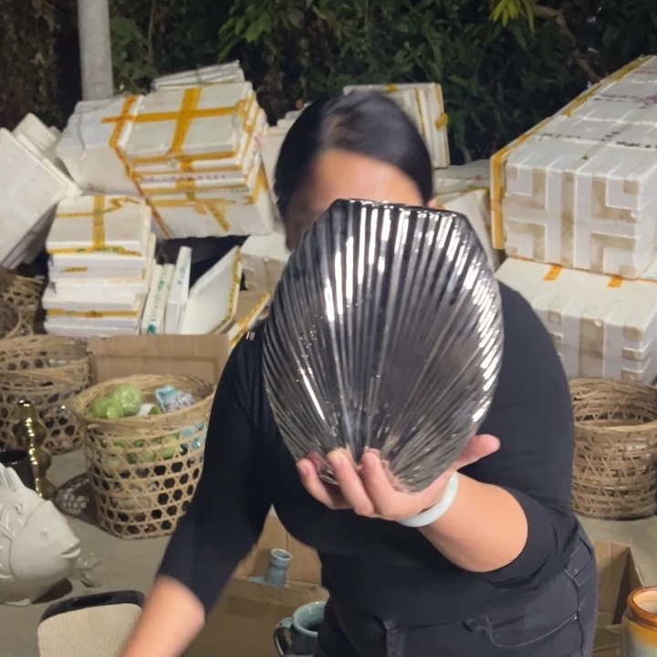 瓶高度23厘米口径8厘米微瑕捡漏针眼