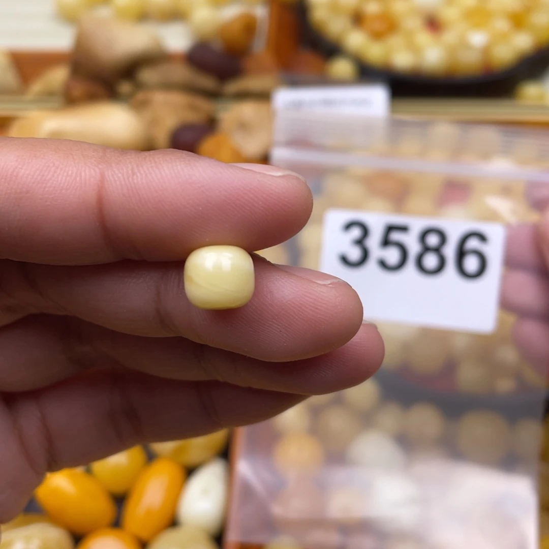 琥珀珠宝奇石未镶嵌忘****~扩孔2