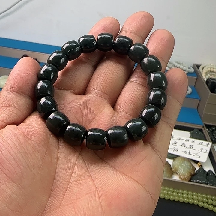 未镶嵌和田玉把件