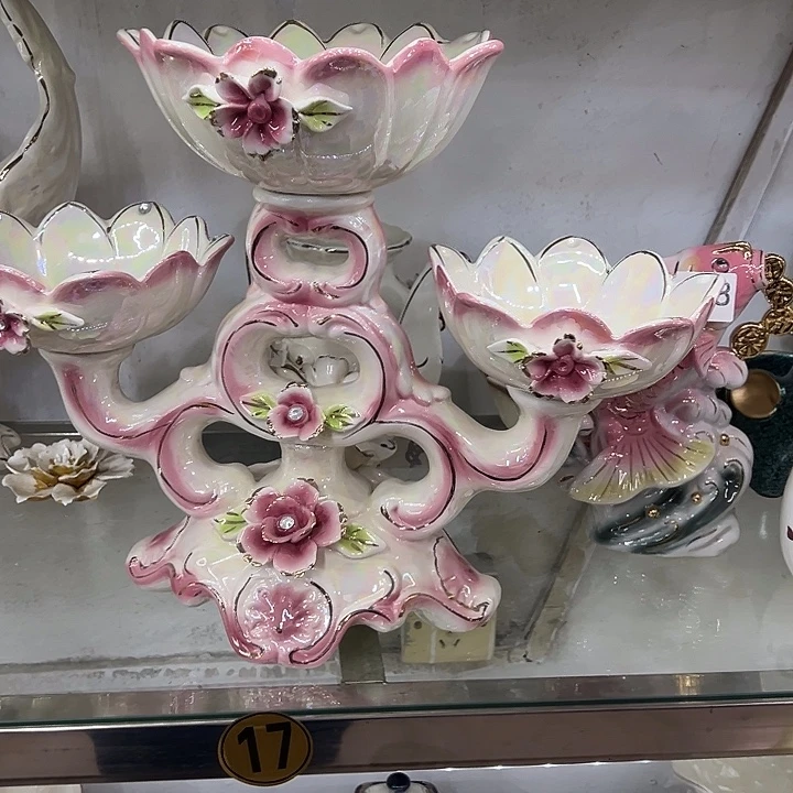 瓷片瑕。。。。。。。。。。。。。，