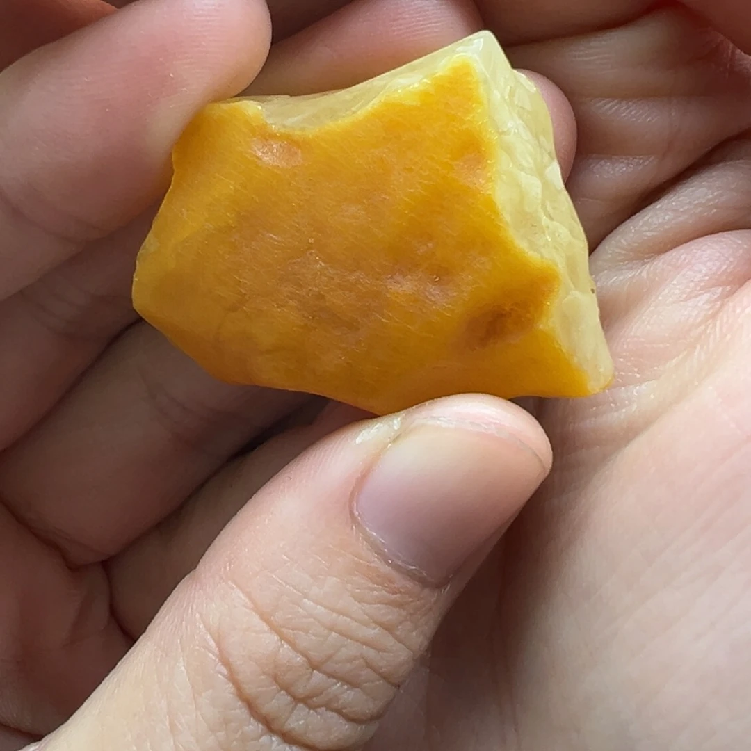 中***华琥珀未镶嵌裸石蜜蜡定制