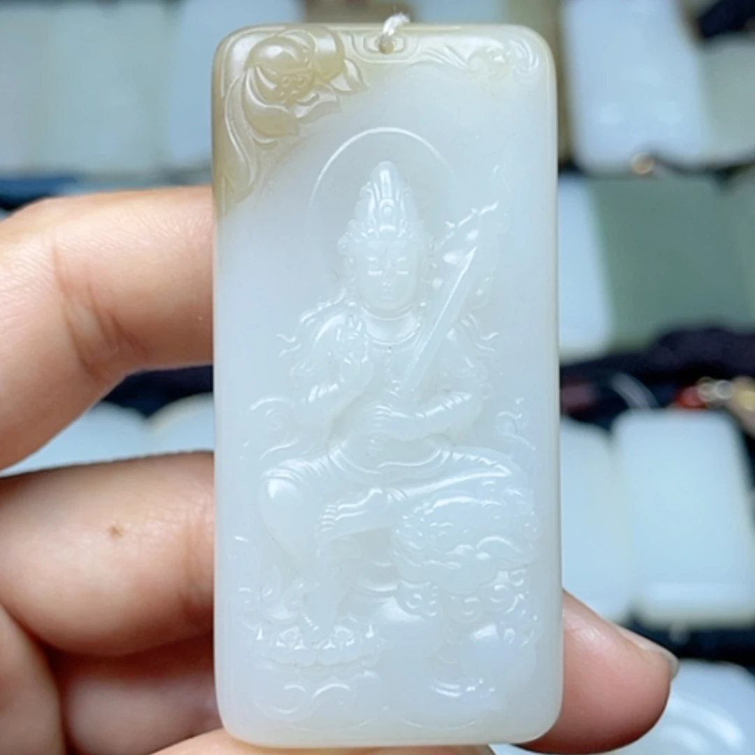 【闪购商品】颈饰未镶嵌和田玉