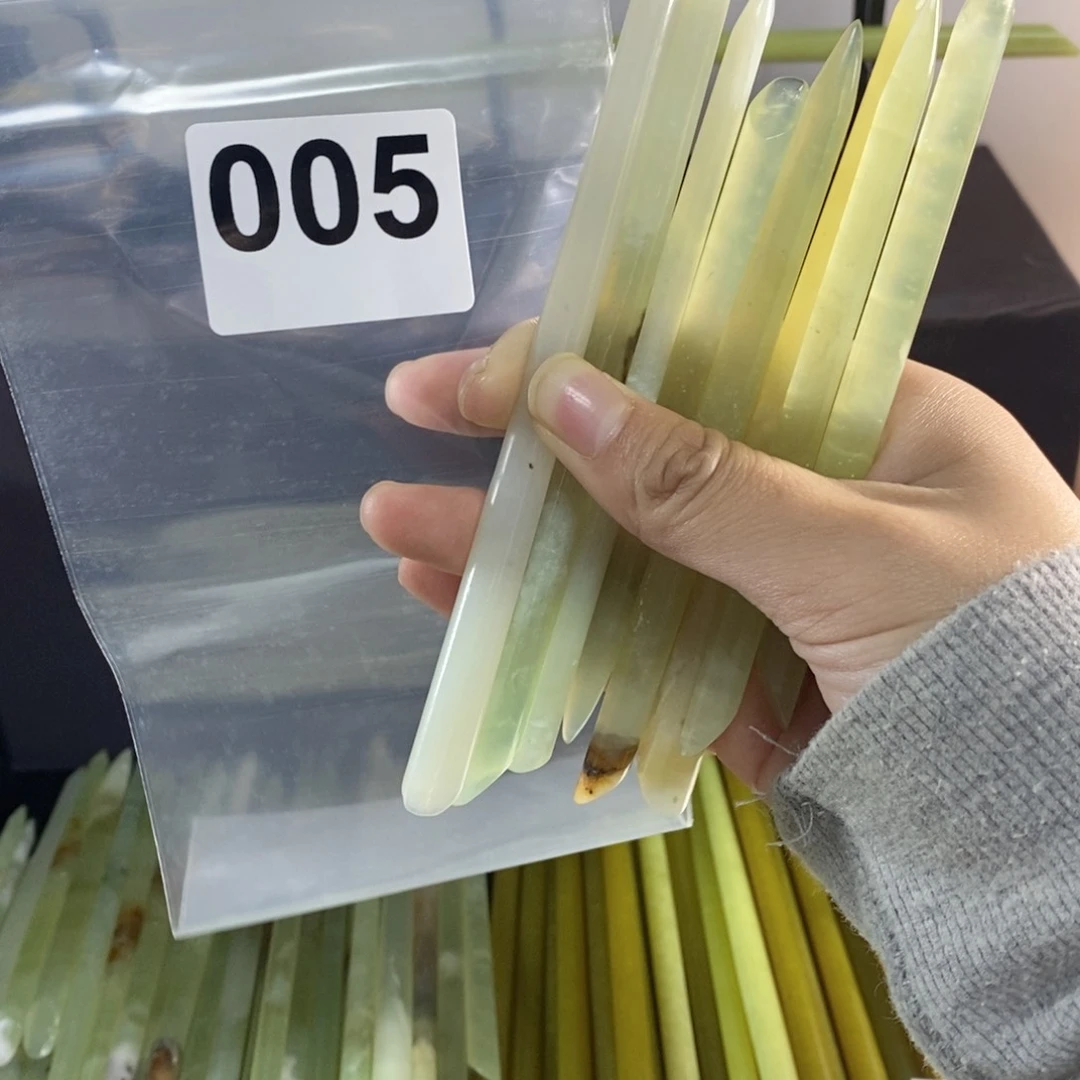 未镶嵌蛇纹石玉发簪枝***生