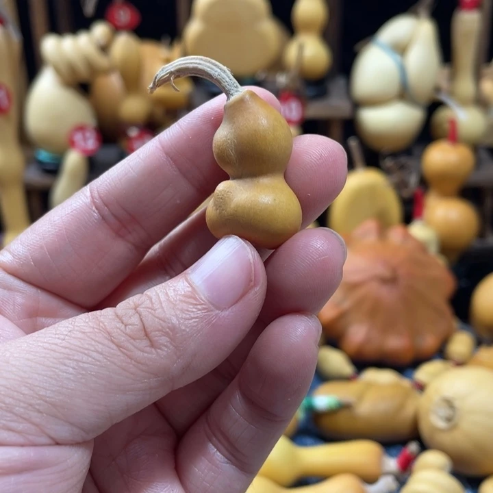 ****冲25美好的一天从吃瓜开始啦