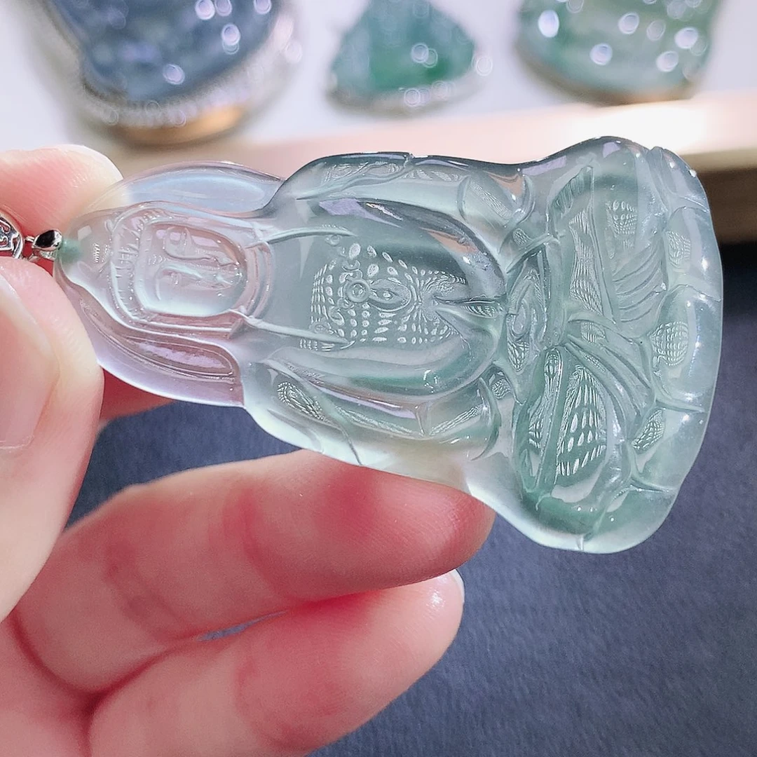 翡翠未镶嵌挂件翡翠