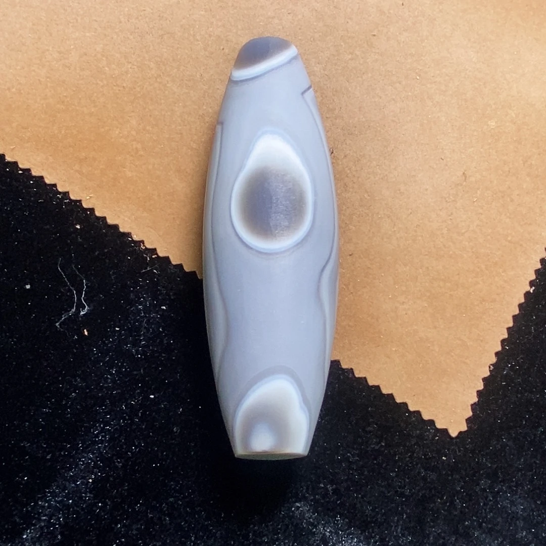 露***露玛瑙/玉髓未镶嵌颈饰