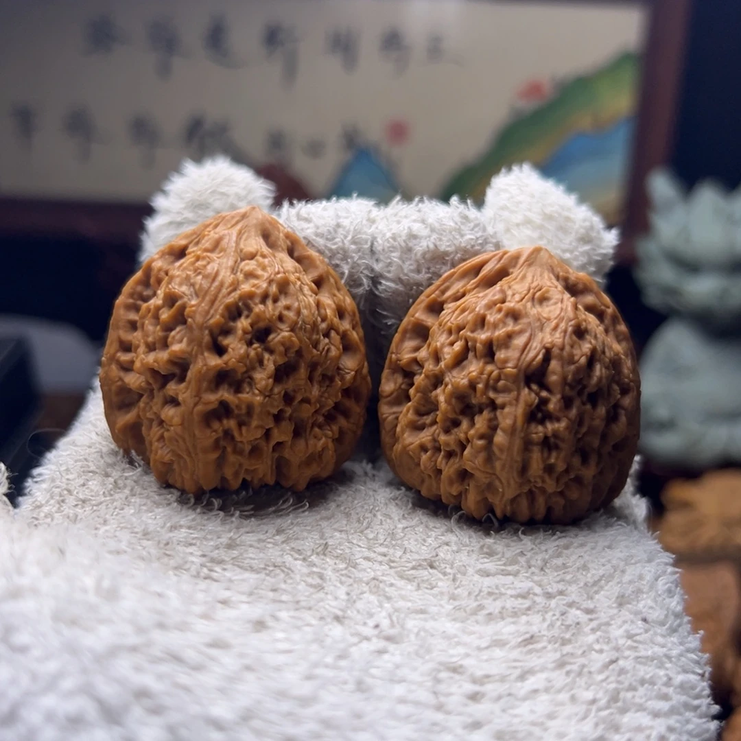 文玩核桃把件逐鹿三角疆