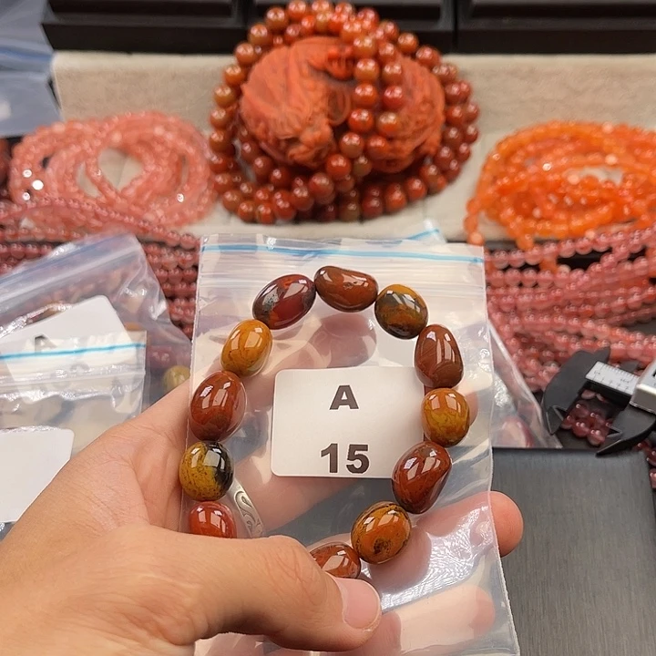 南红玛瑙未镶嵌多样性发货默认微瑕称重13mm