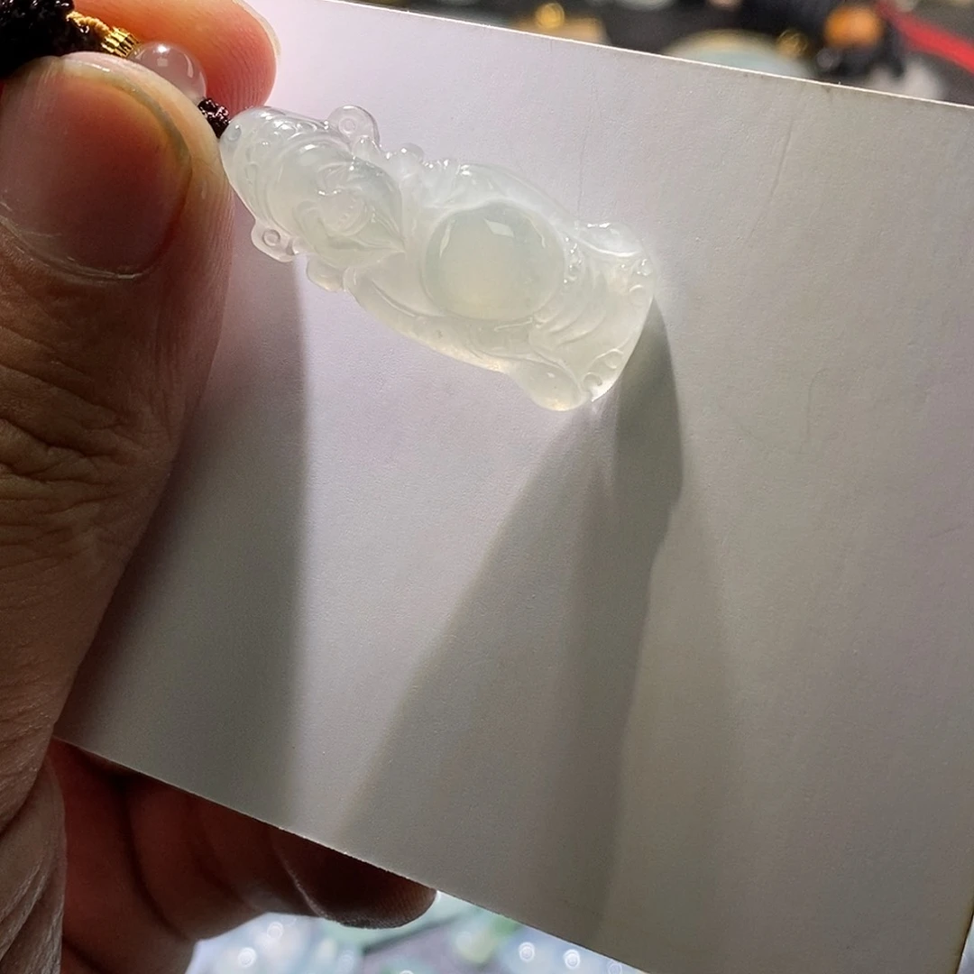 翡翠颈饰未镶嵌天然