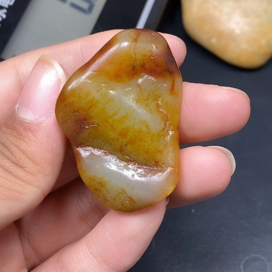 和田玉（糖玉）未镶嵌挂件