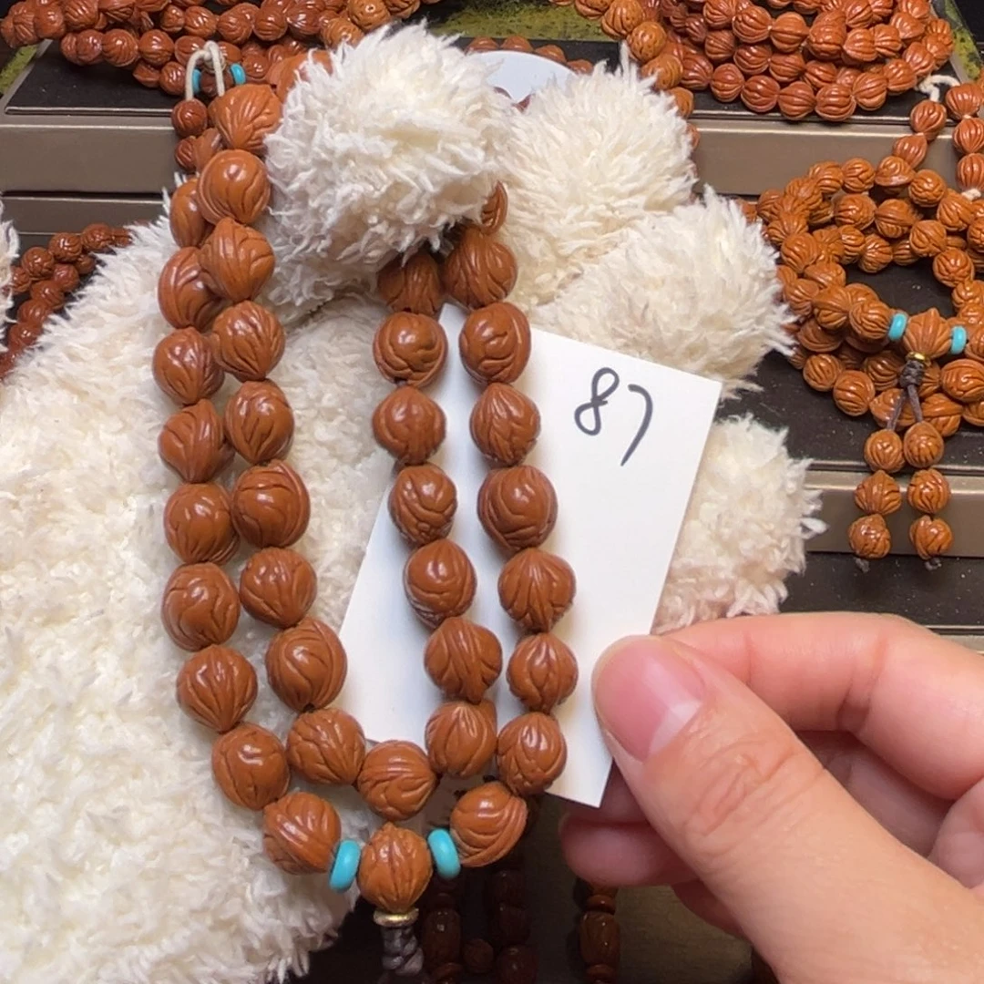 桃核手串野生玉龙脊10左右精品无修2圈手持