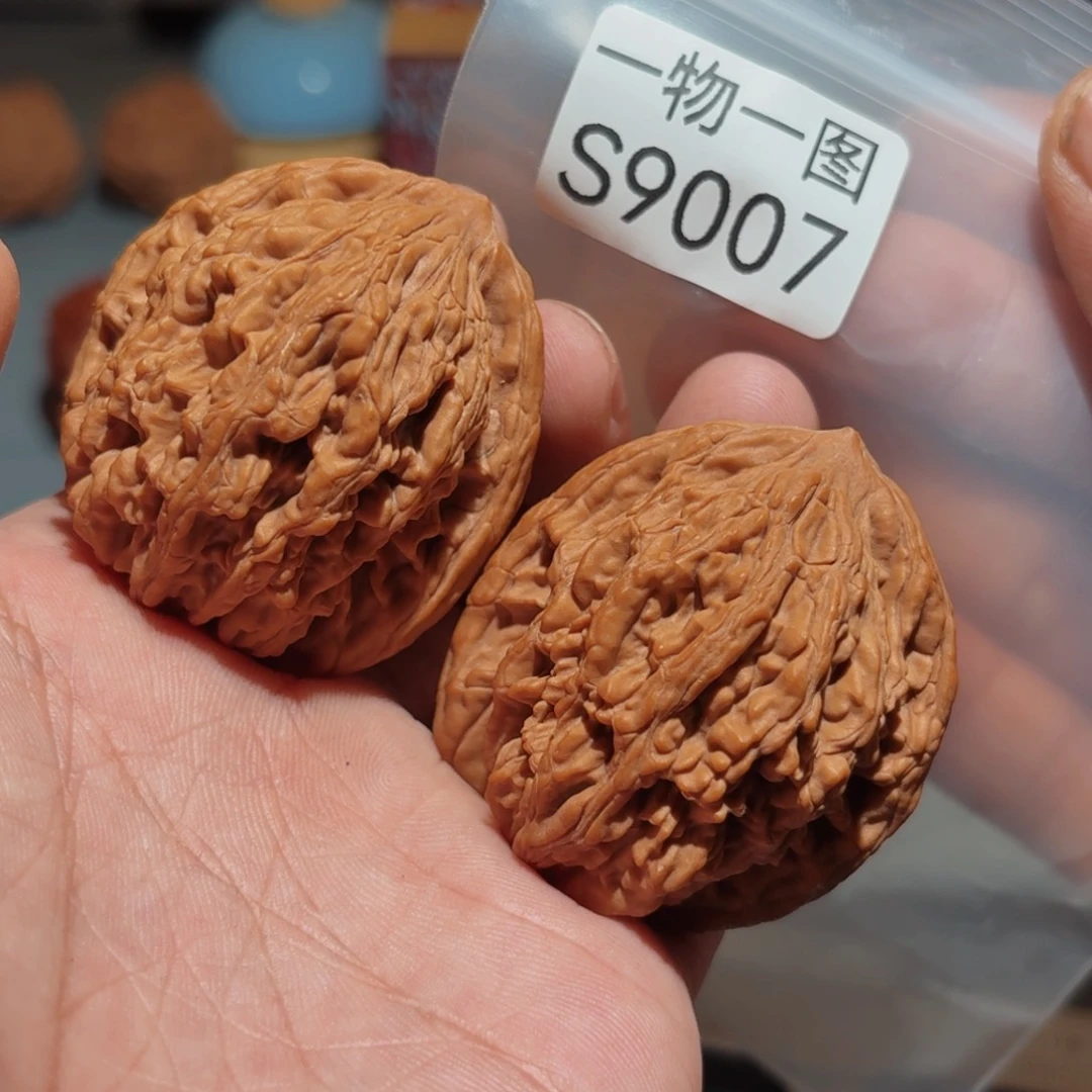 文玩核桃把件虎头