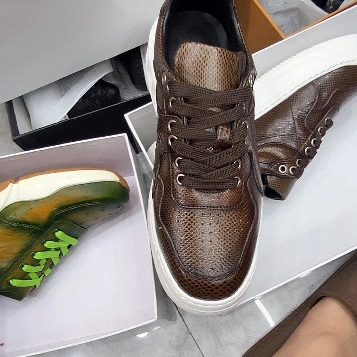 开*稀有皮休闲鞋