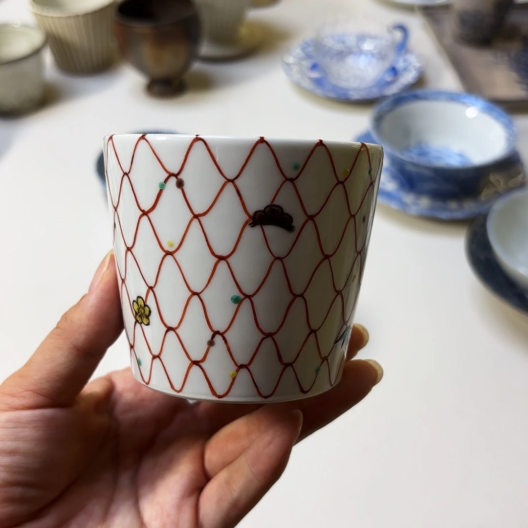 瓷手握。