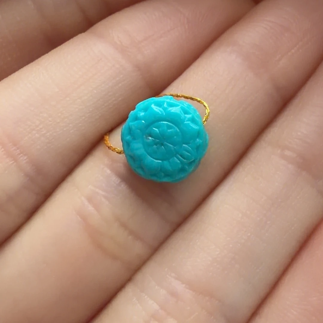 绿松石未镶嵌颈饰