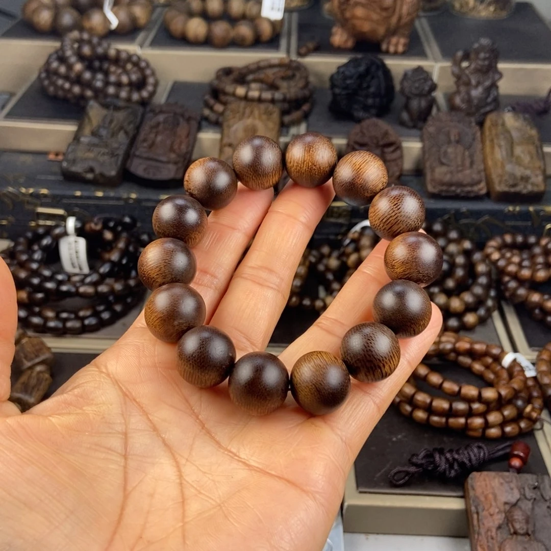 沉香手串✎****う越南芽庄富森红土