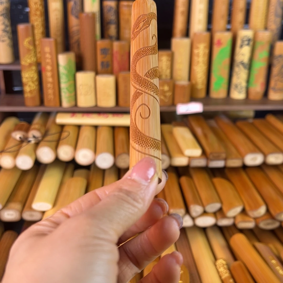 实心玉竹手把件圆蛇