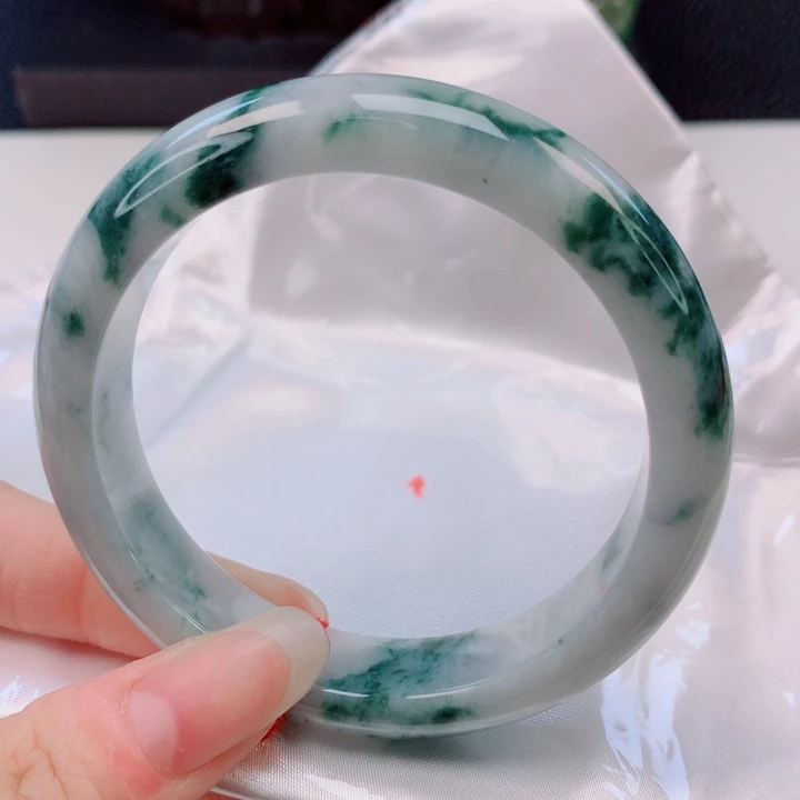翡翠未镶嵌手镯55圈