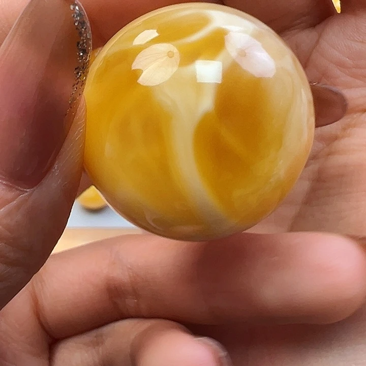 光***柔蜜蜡未镶嵌珠宝奇石